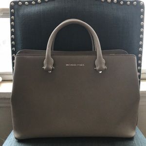 Michael Kors Savannah Large Satchel